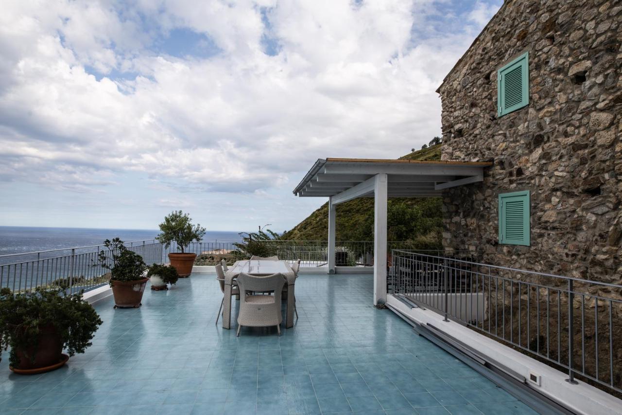 Borgo Rosso Di Sera Resort San Lucido Extérieur photo