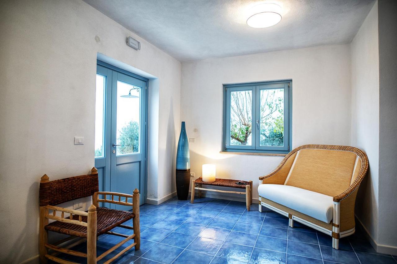 Borgo Rosso Di Sera Resort San Lucido Extérieur photo
