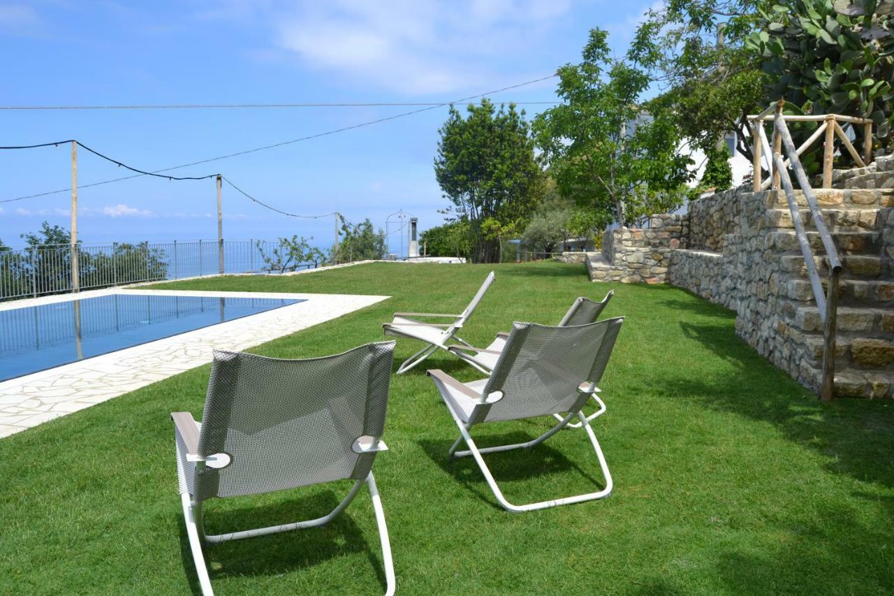 Borgo Rosso Di Sera Resort San Lucido Extérieur photo