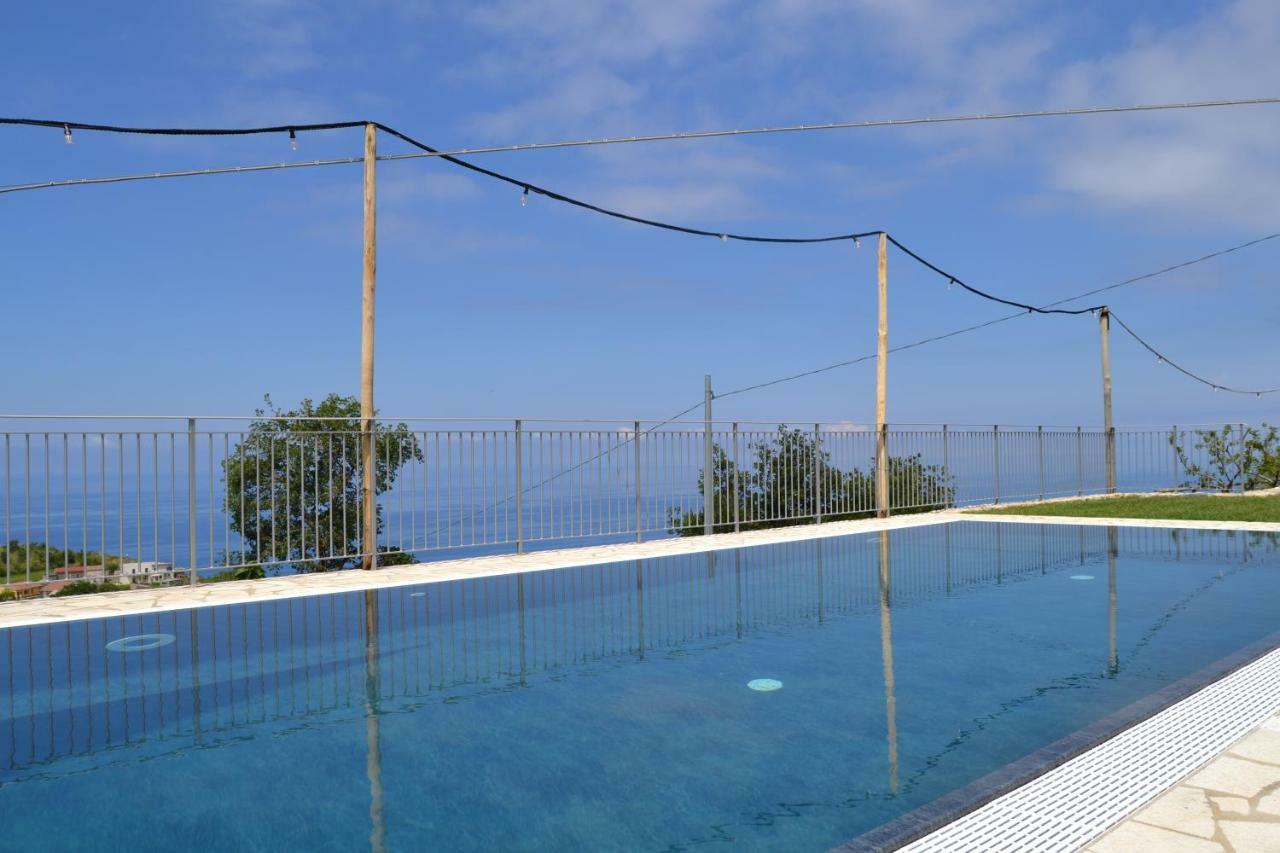 Borgo Rosso Di Sera Resort San Lucido Extérieur photo