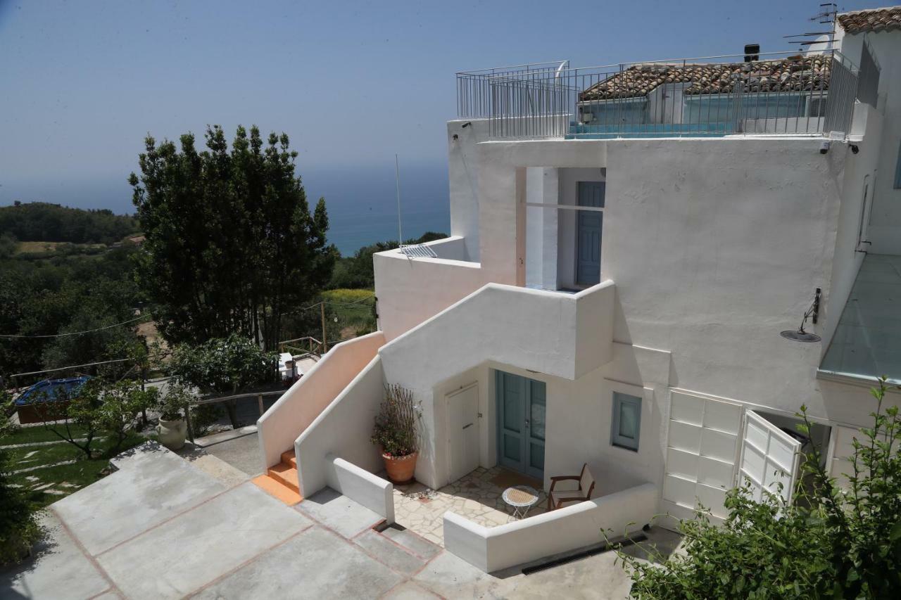 Borgo Rosso Di Sera Resort San Lucido Extérieur photo