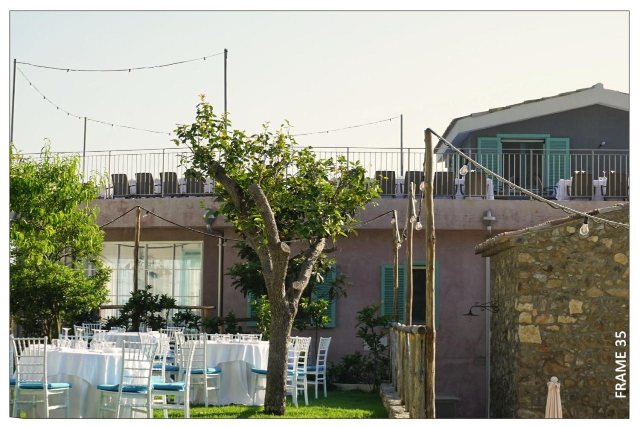 Borgo Rosso Di Sera Resort San Lucido Extérieur photo